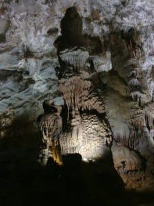 HUE – THIEN DUONG CAVE 1 DAY TOUR