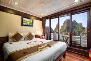 HALONG BAY 3 DAYS 2 NIGHTS TOUR WITH APRICOT PREMIUM CRUISE